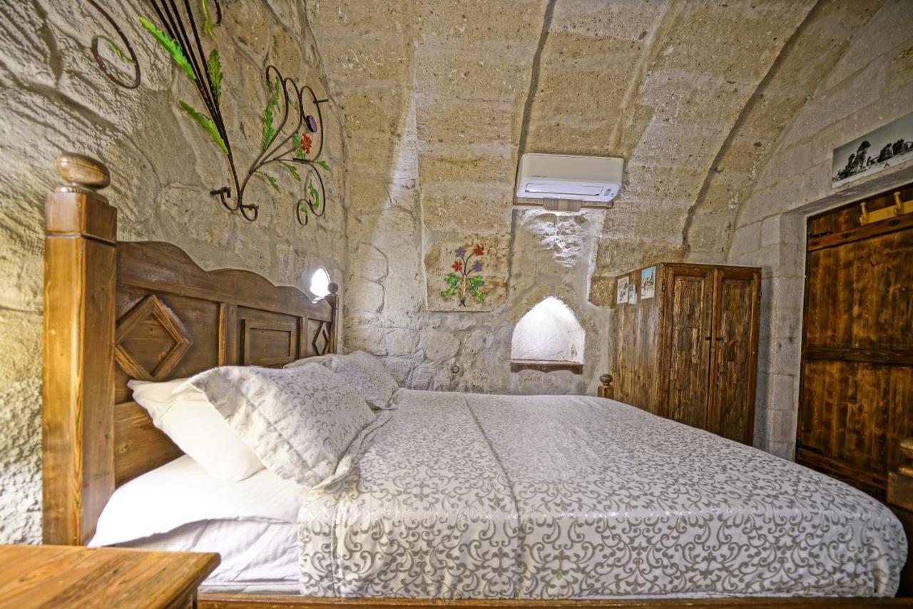 Maccan Cave 2* גורמה